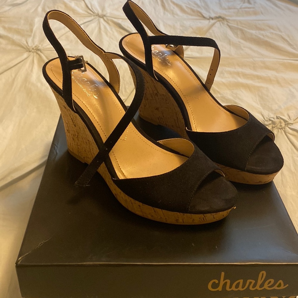 Black wedge heels